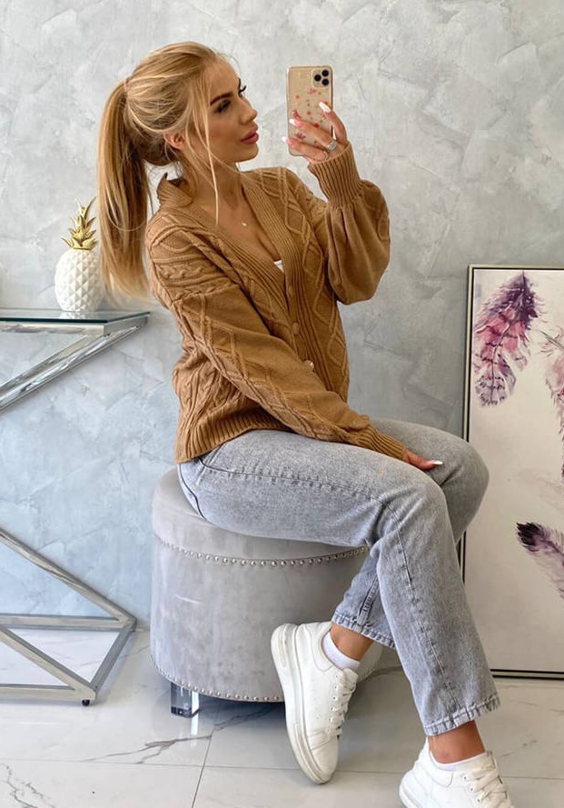 SVETER SO VZOROM - camel