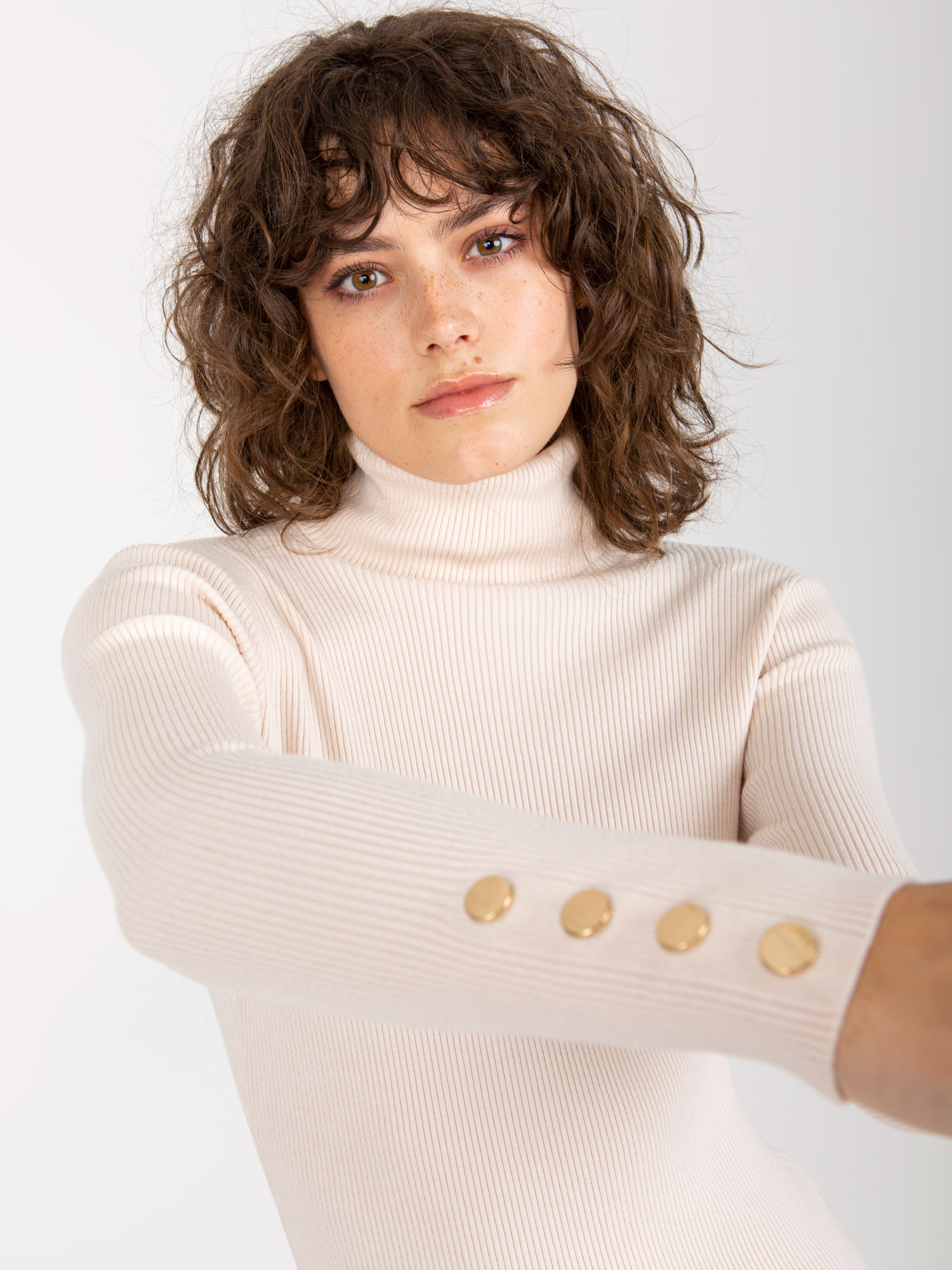 Pletené šaty - svetlo béžová