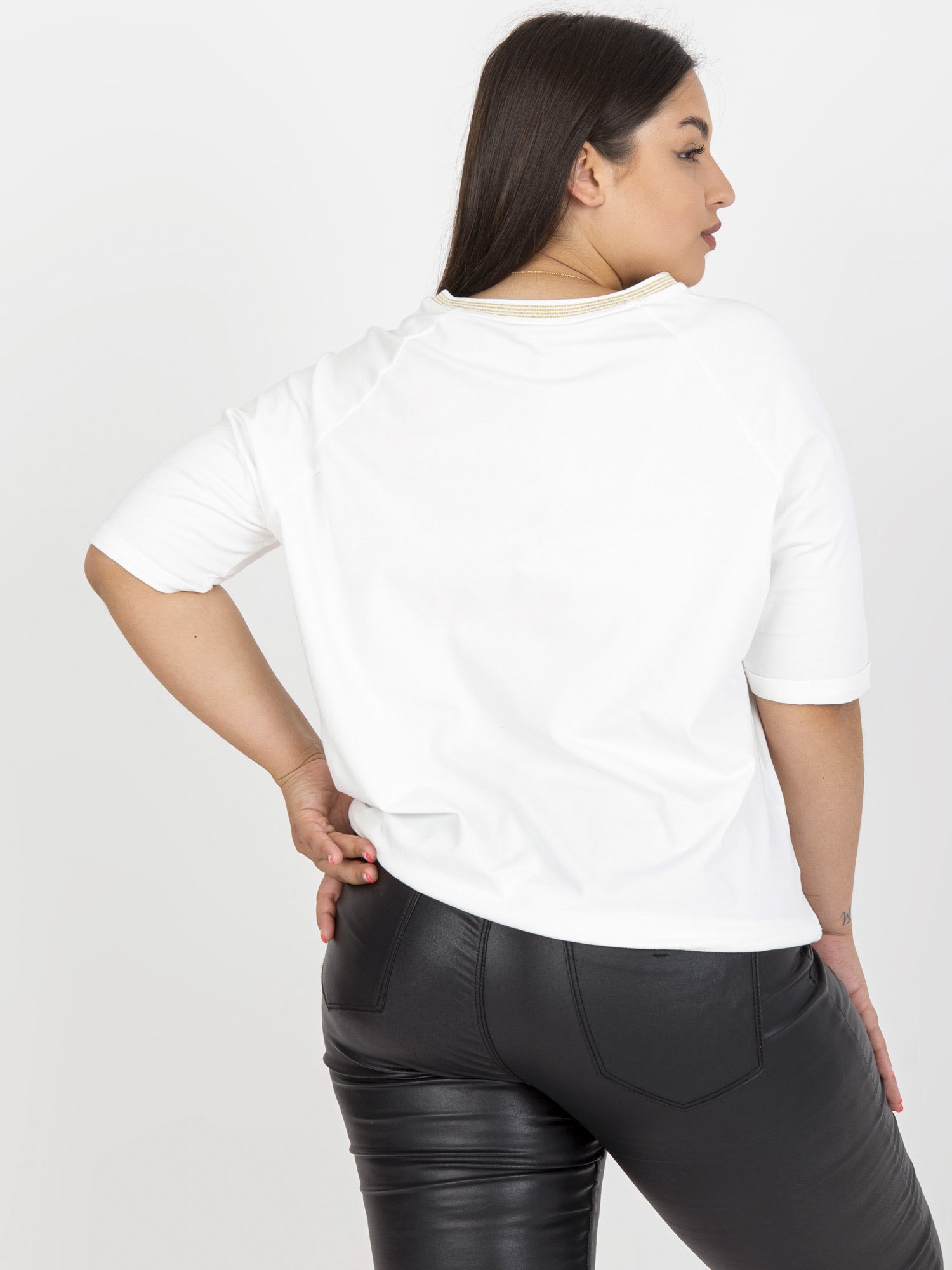 Tričko s výstrihom - biela