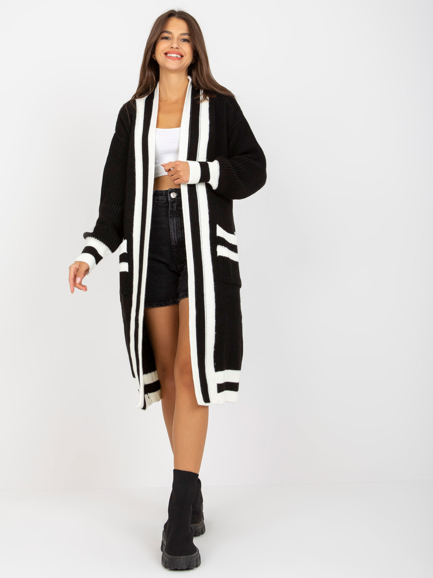 Kardigan s vreckami - čierny