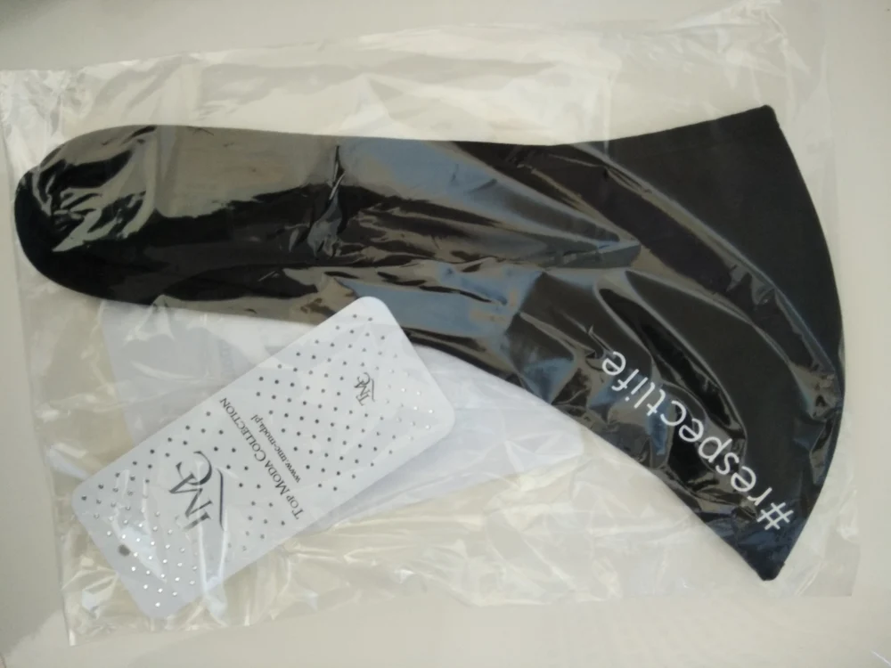 Trojvrstvové  rúško #RESPECTLIF - čierne